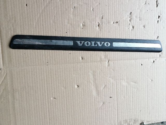 bontott VOLVO XC90 Bal első Küszöb Díszléc
