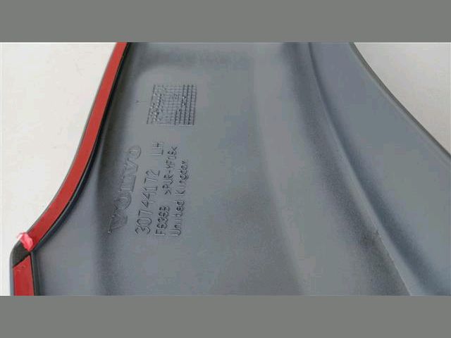 bontott VOLVO XC90 Bal első Sárvédő Díszléc