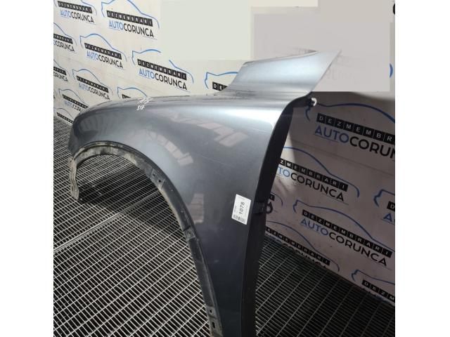 bontott VOLVO XC90 Bal első Sárvédő