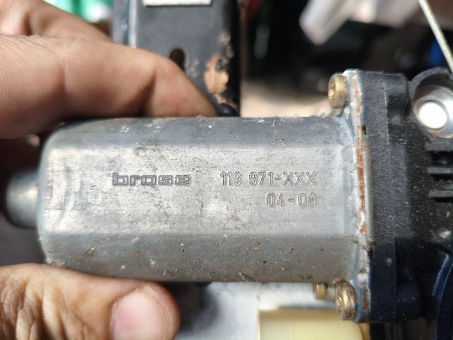 bontott VOLVO XC90 Bal hátsó Ablakemelő Szerkezet (Elektromos)