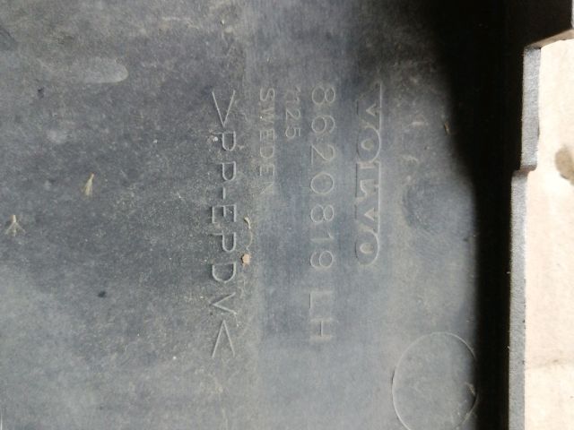 bontott VOLVO XC90 Bal Hátsó Lámpa Bajusz Díszléc