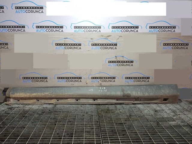 bontott VOLVO XC90 Bal Küszöb