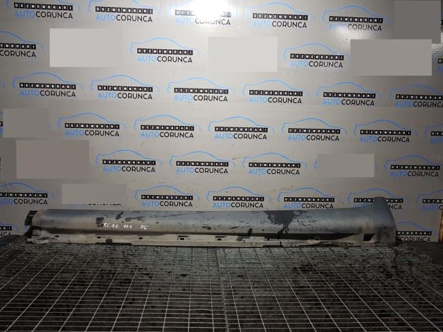 bontott VOLVO XC90 Bal Küszöb