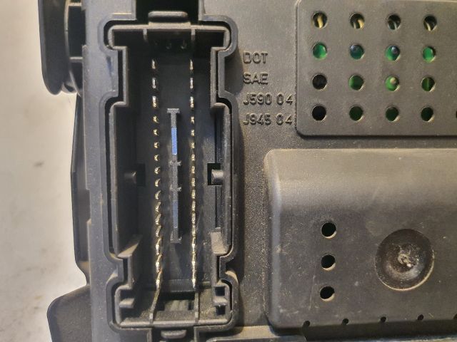 bontott VOLVO XC90 Biztosítéktábla Utastér