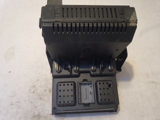 bontott VOLVO XC90 Biztosítéktábla Utastér