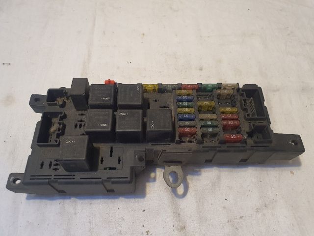 bontott VOLVO XC90 Biztosítéktábla Utastér