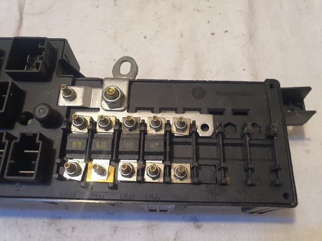 bontott VOLVO XC90 Biztosítéktábla Utastér