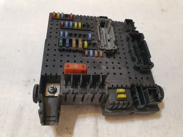 bontott VOLVO XC90 Biztosítéktábla Utastér