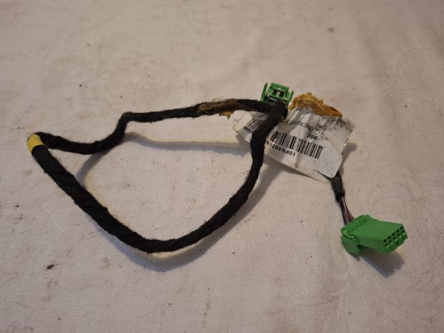 bontott VOLVO XC90 Csatlakozó