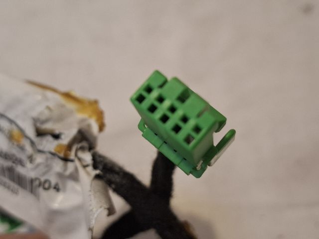 bontott VOLVO XC90 Csatlakozó