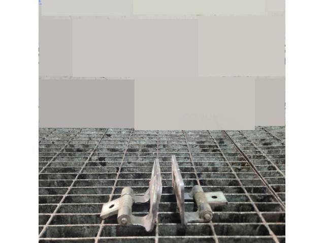 bontott VOLVO XC90 Csomagtérajtó Zsanér