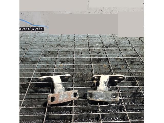 bontott VOLVO XC90 Csomagtérajtó Zsanér