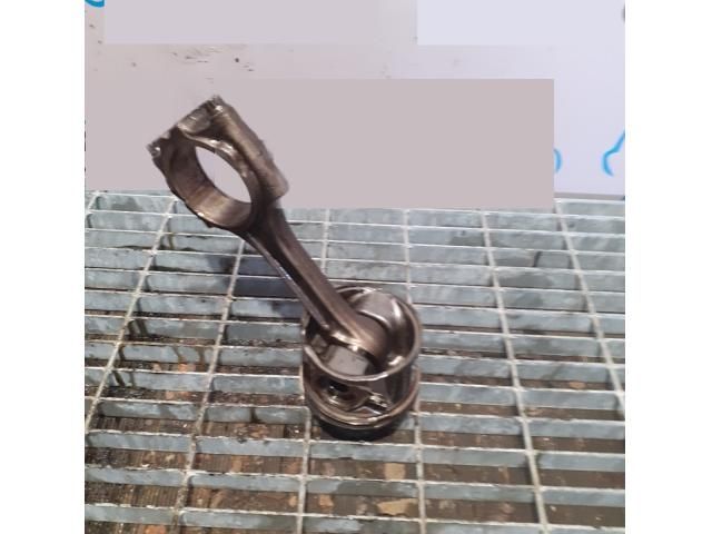 bontott VOLVO XC90 Dugattyú