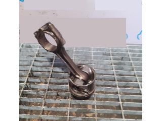 bontott VOLVO XC90 Dugattyú