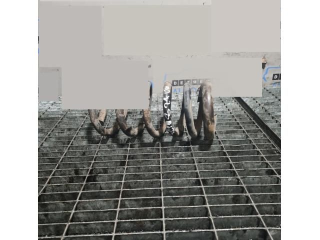 bontott VOLVO XC90 Első Rugó