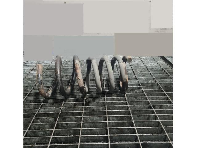 bontott VOLVO XC90 Első Rugó