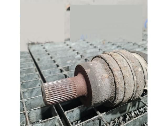 bontott VOLVO XC90 Jobb hátsó Féltengely