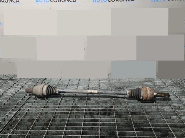 bontott VOLVO XC90 Jobb hátsó Féltengely