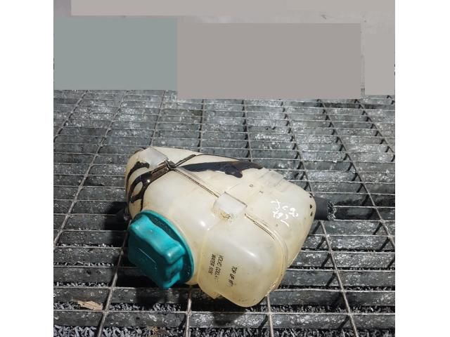 bontott VOLVO XC90 Kiegyenlítő Tartály