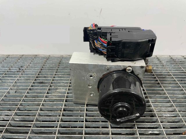 bontott VOLVO XC90 ABS Kocka