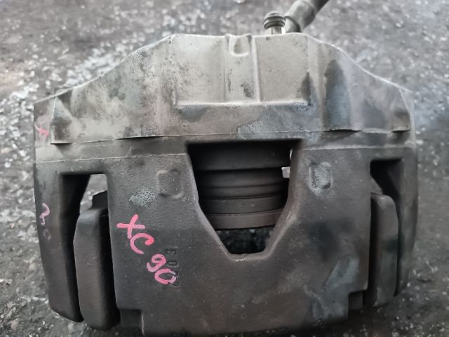 bontott VOLVO XC90 Bal első Féknyereg Munkahengerrel