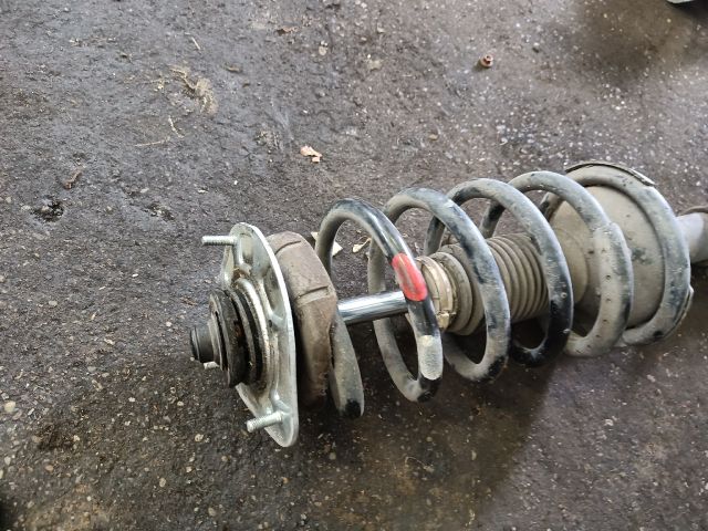 bontott VOLVO XC90 Bal első Gólyaláb (Lengécsillapító, Rugó)