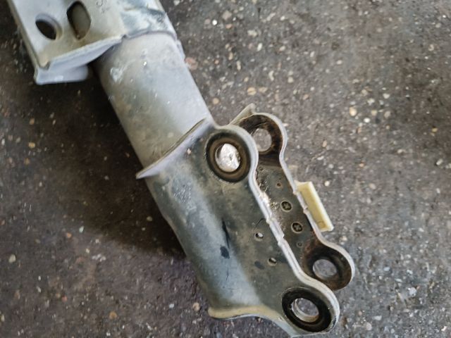 bontott VOLVO XC90 Bal első Gólyaláb (Lengécsillapító, Rugó)