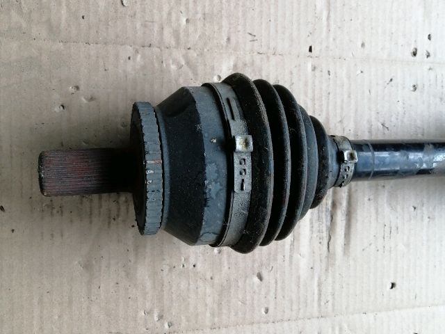 bontott VOLVO XC90 Bal Féltengely