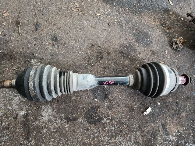 bontott VOLVO XC90 Bal Féltengely