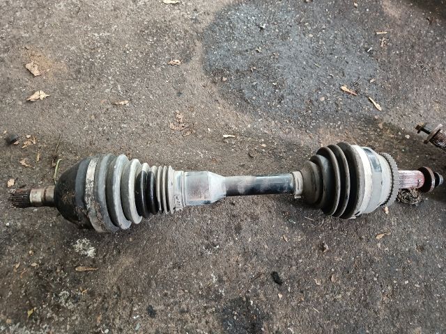 bontott VOLVO XC90 Bal Féltengely