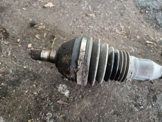 bontott VOLVO XC90 Bal Féltengely