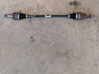 bontott VOLVO XC90 Bal hátsó Féltengely