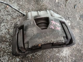 bontott VOLVO XC90 Jobb első Féknyereg Munkahengerrel