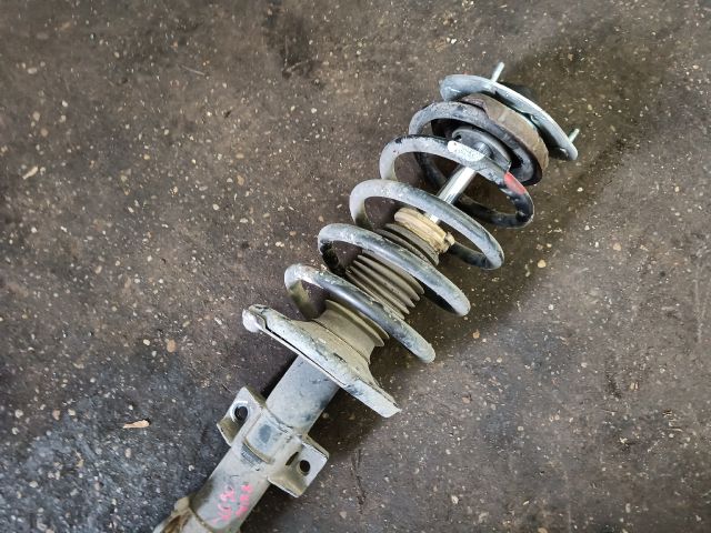 bontott VOLVO XC90 Jobb első Gólyaláb (Lengécsillapító, Rugó)