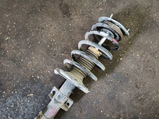 bontott VOLVO XC90 Jobb első Gólyaláb (Lengécsillapító, Rugó)