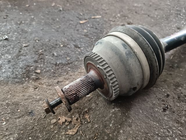 bontott VOLVO XC90 Jobb Féltengely