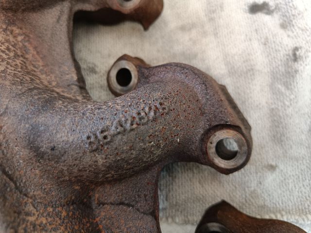 bontott VOLVO XC90 Leömlő (Soros)