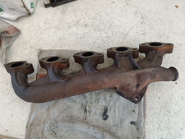 bontott VOLVO XC90 Leömlő (Soros)