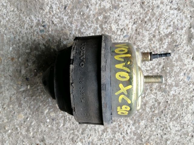 bontott VOLVO XC90 Motor Tartó Bak (Pozíciófüggetlen)
