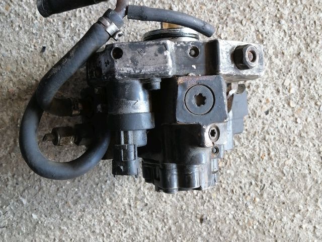 bontott VOLVO XC90 Nagynyomású Szivattyú