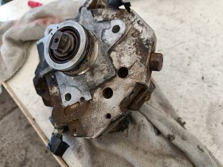 bontott VOLVO XC90 Nagynyomású Szivattyú