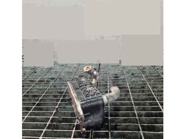 bontott VOLVO XC90 Olajhűtő