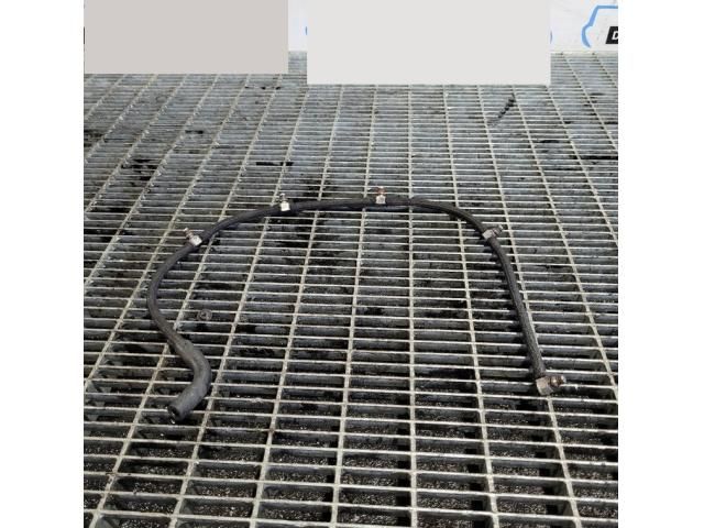 bontott VOLVO XC90 Résolajcső