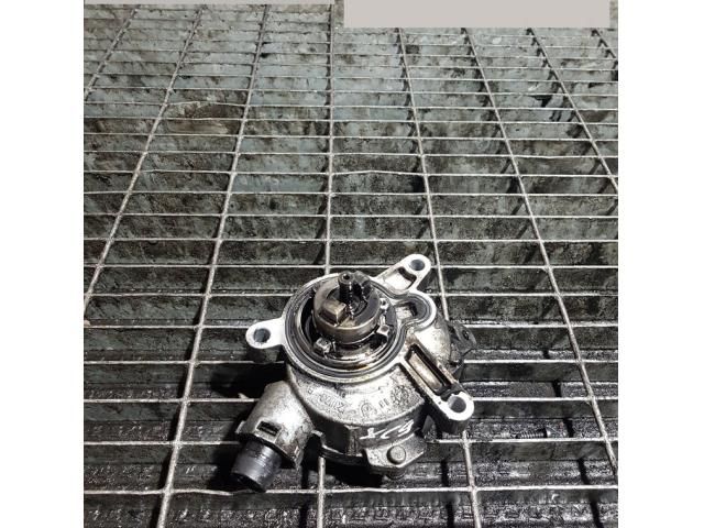 bontott VOLVO XC90 Vákumpumpa