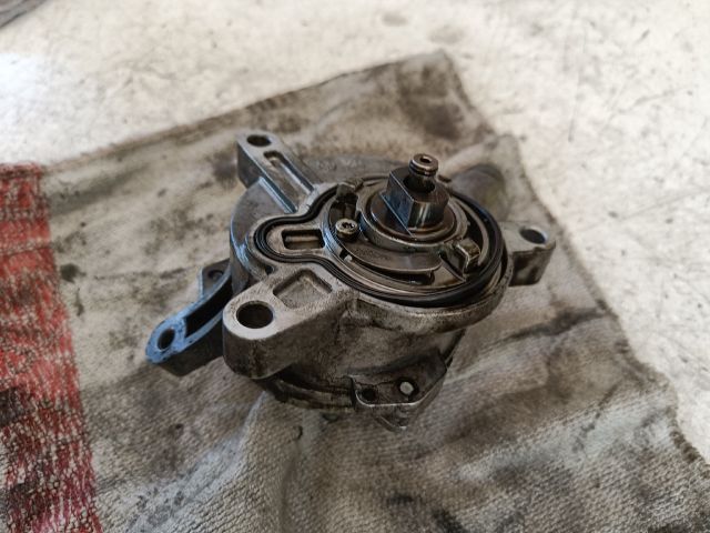 bontott VOLVO XC90 Vákumpumpa