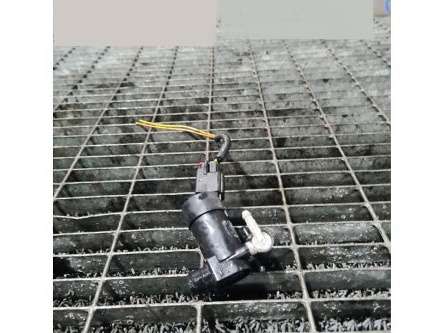 bontott VOLVO XC90 Első Ablakmosó Szivattyú