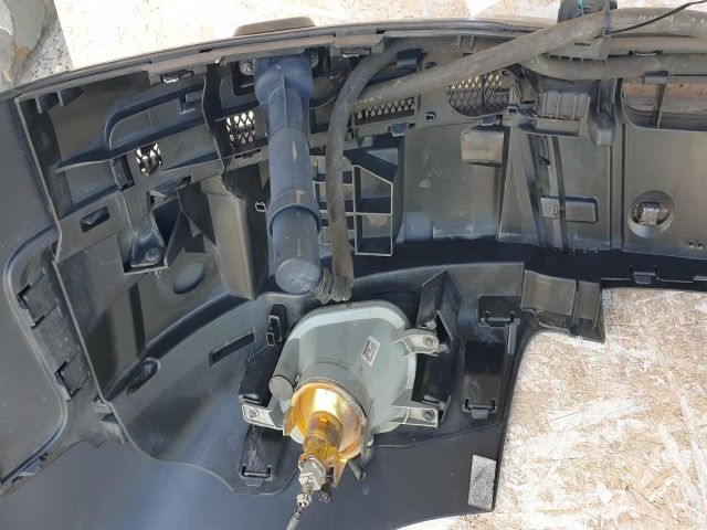 bontott VOLVO XC90 Első Lökhárító (Részeivel)