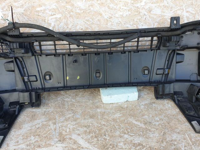 bontott VOLVO XC90 Első Lökhárító (Részeivel)