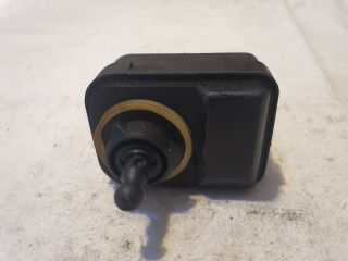 bontott VOLVO XC90 Fényszórómagasság Állító Motor Jobb