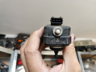 bontott VOLVO XC90 Fényszórómagasság Állító Motor (Pozíciófüggetlen)